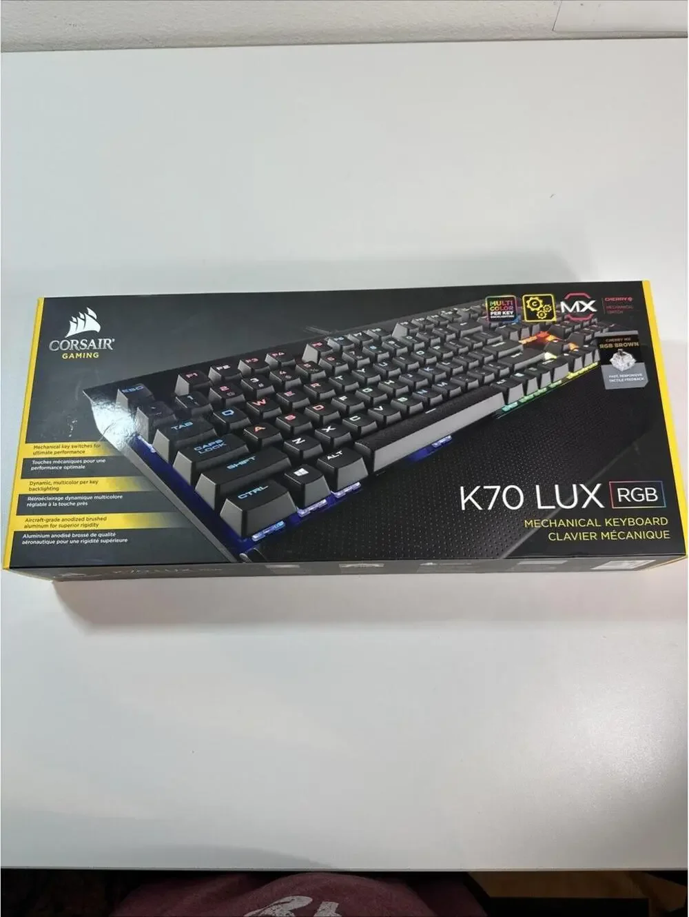Corsair K70 LUX RGB Mechanical Gaming Keyboard Wired Illuminated‎ Black Aluminum